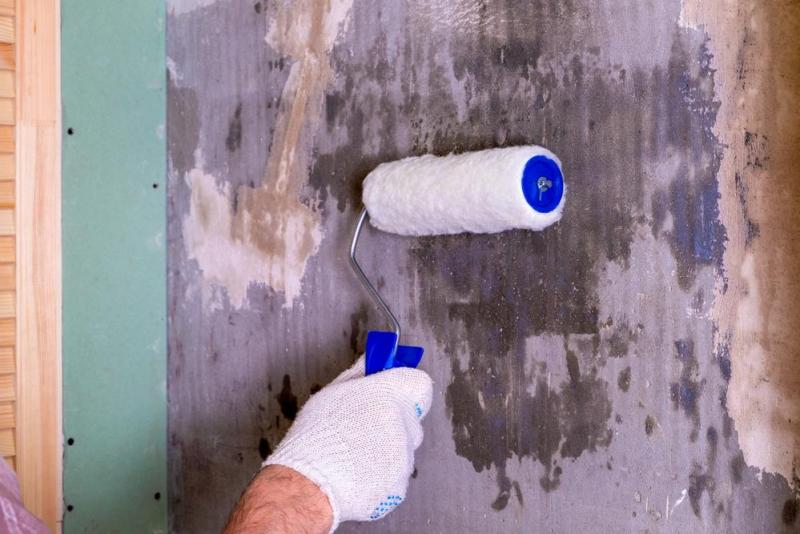 R&eacute;ussir la peinture de votre plafond, guide pratique